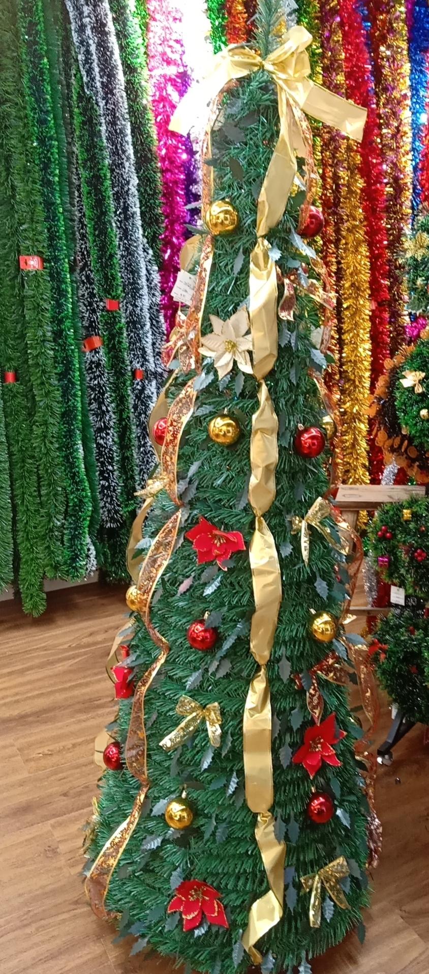 Green and Gold Christmas Tree