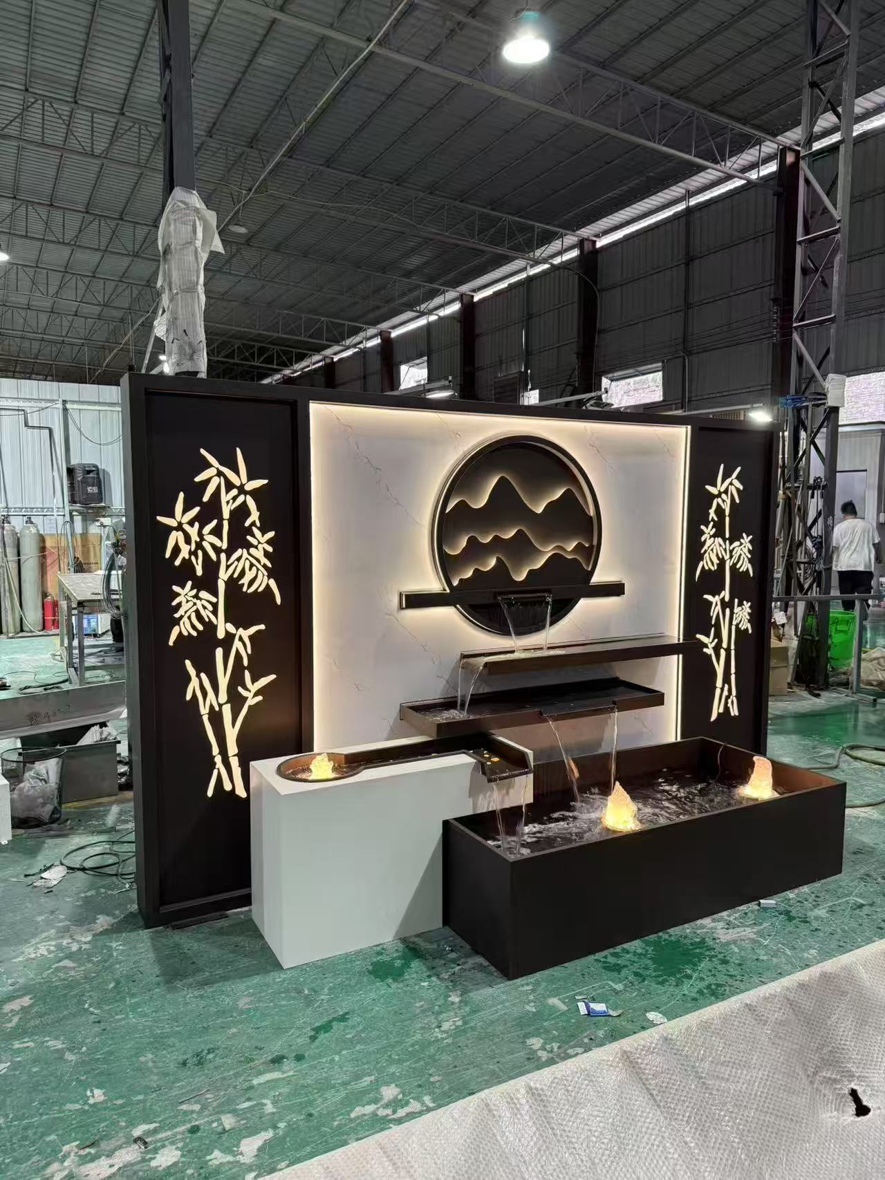 Bamboo Graphic Fountain